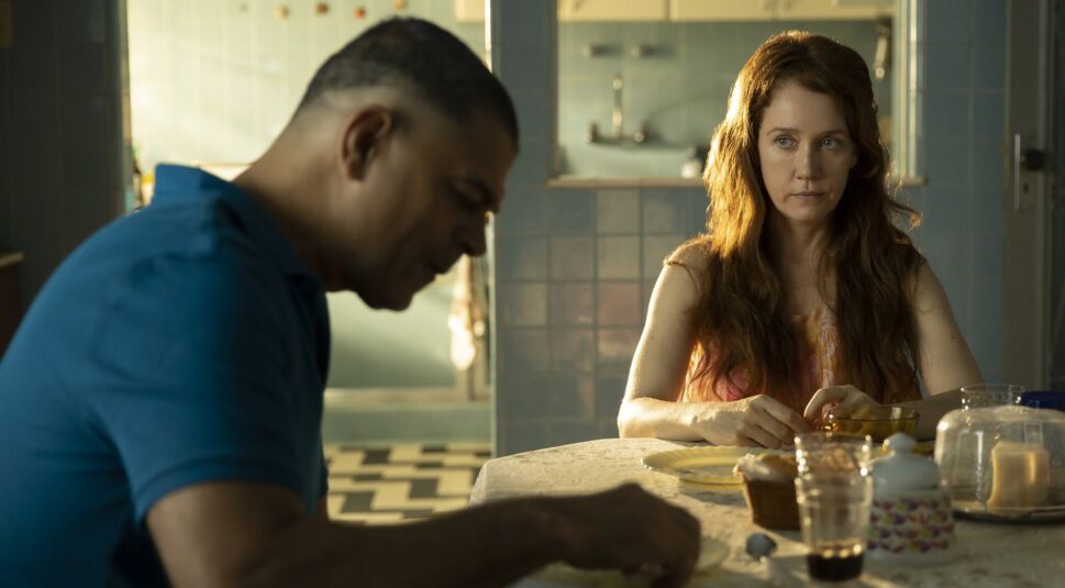 Camila Morgado und Eduardo Moscovis in Guten Morgen, Verônica