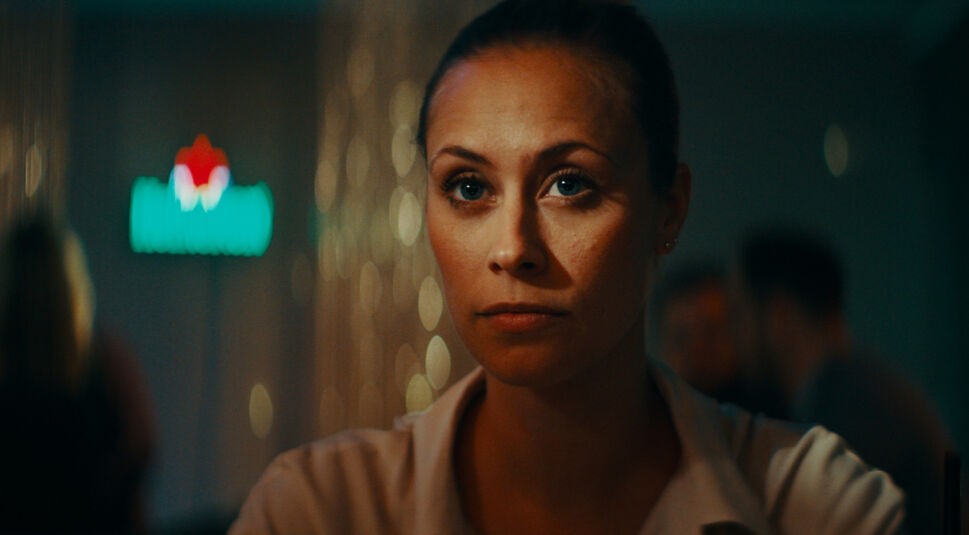 Sina Tkotsch in "Faking Bullshit"