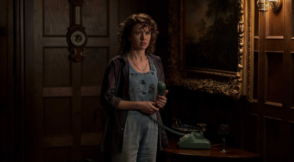 Amelia Eve als die junge Jamie in Netflix' Spuk in Bly Manor