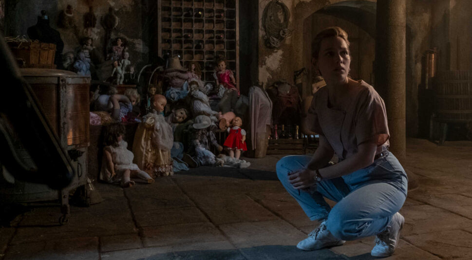 Victoria Pedretti als Dany in Spuk in Bly Manor bei Netflix