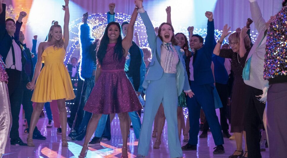 Jo Ellen Pellman und Ariana DeBose in The Prom