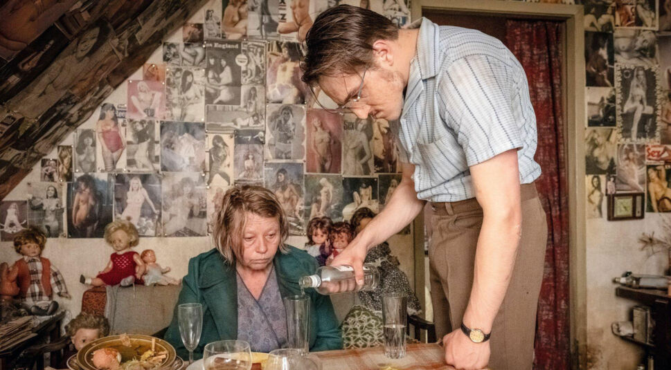 Jonas Dassler und Margarete Tiesel in Der goldene Handschuh