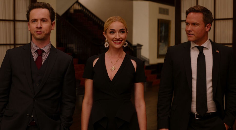 Brianne Howey, Daniel Beirne und Scott Porter in Ginny und Georgia