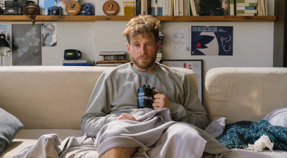 Álvaro Cervantes als Adri in Netflix' Verrückt nach ihr