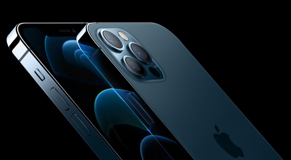 iPhone 12 Pro Max Vorder- und Rückseite