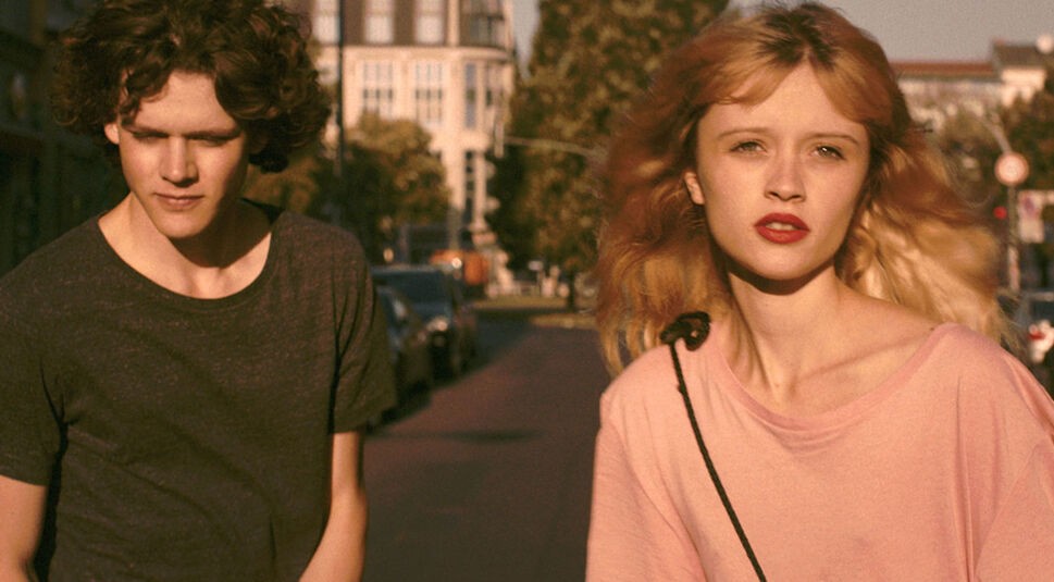 Lorenzo Lefebvre und Marilyn Lima in Bang Gang -Die Geschichte einer Jugend ohne Tabus