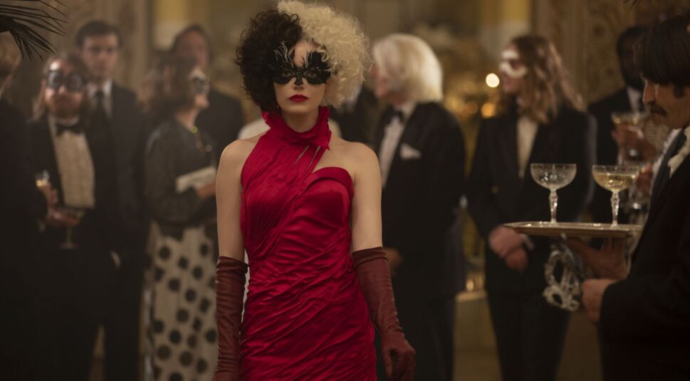 Emma Stone im Film "Cruella".