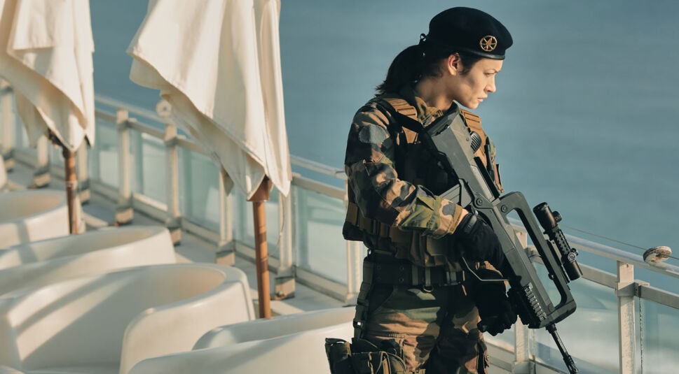 Olga Kurylenko in Sentinelle