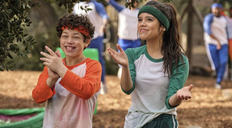 Julian Lerner und Jenna Ortega in Yes Day