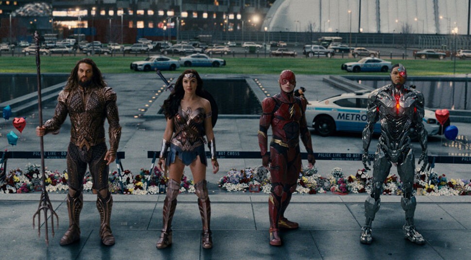 Aquaman (Jason Momoa), Wonder Woman (Gal Gadot), The Flash (Ezra Miller), Cyborg (Ray Fisher) im Einsatz in "Zack Snyder's Justice League".