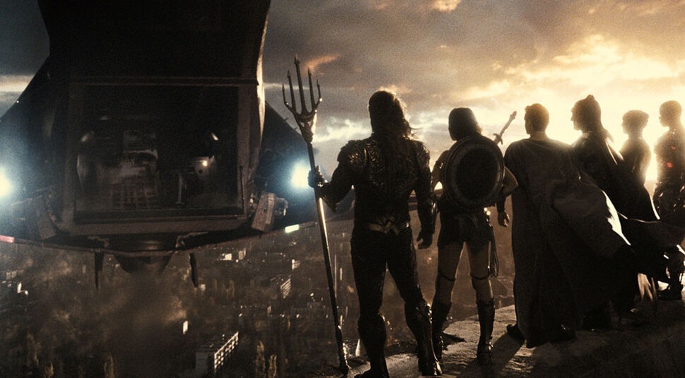 Aquaman (Jason Momoa), Wonder Woman (Gal Gadot), Superman (Henry Cavill), Batman (Ben Affleck), The Flash (Ezra Miller) und Cyborg (Ray Fisher).