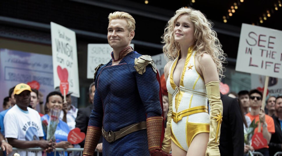 Homelander und Starlight in Staffel 2 von The Boys