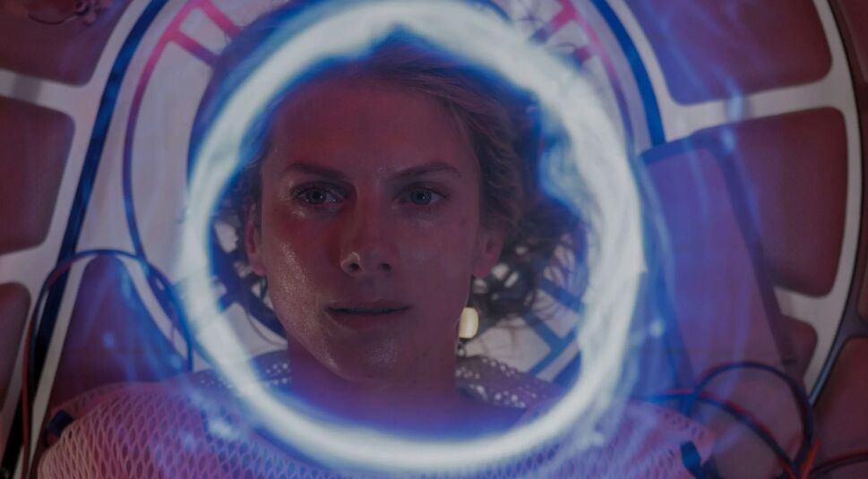 Mélanie Laurent in Oxygen