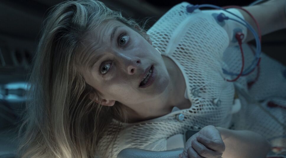 Mélanie Laurent in Oxygen