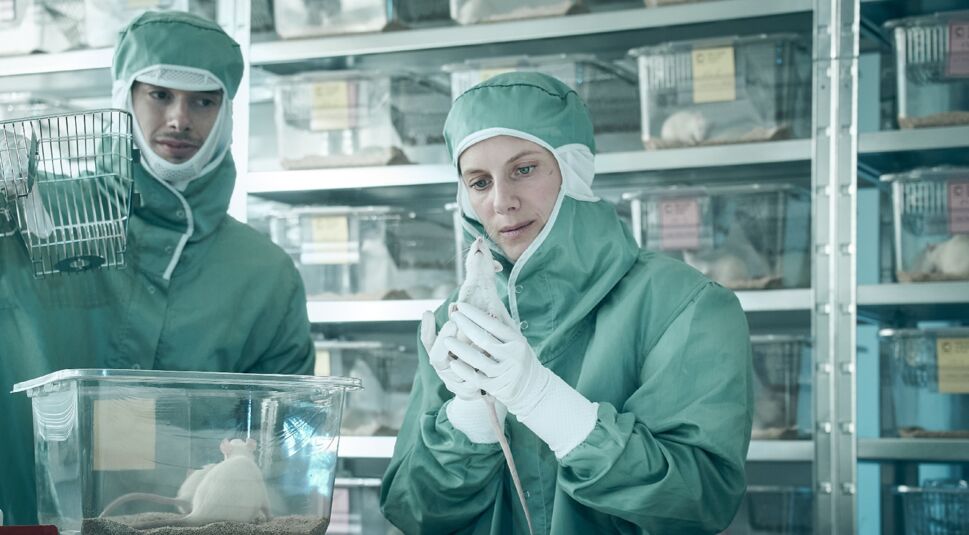 Mélanie Laurent in Oxygen