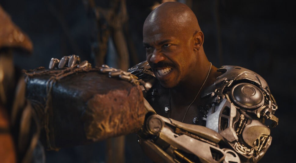 Major Jackson "Jax" Briggs (Mehcad Brooks) in einem Kampf.