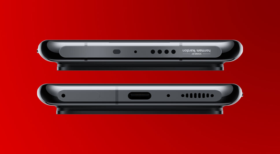 Das Mikrofon und der Akku des neuen Xiaomi Mi 11 Ultra 5G in Ceramic Black.