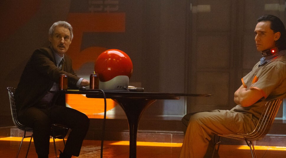 Tom Hiddleston und Owen Wilson in Loki