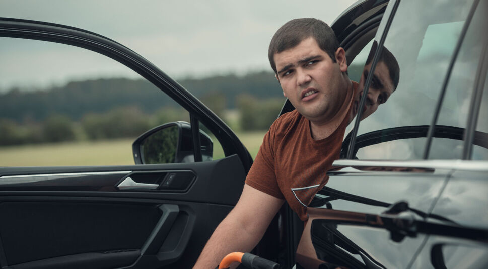 Danilo Kamperidis in How to Sell Drugs Online (Fast)