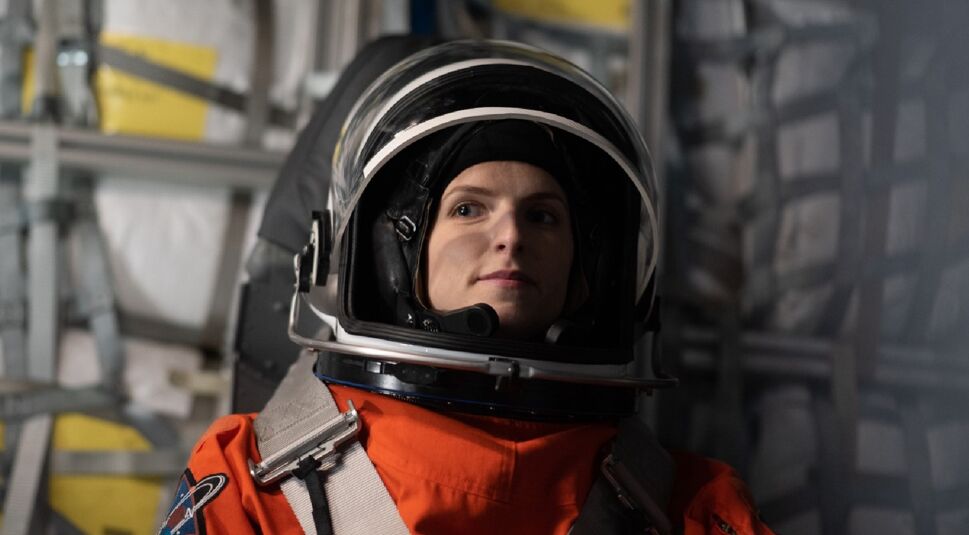 Anna Kendrick in Stowaway