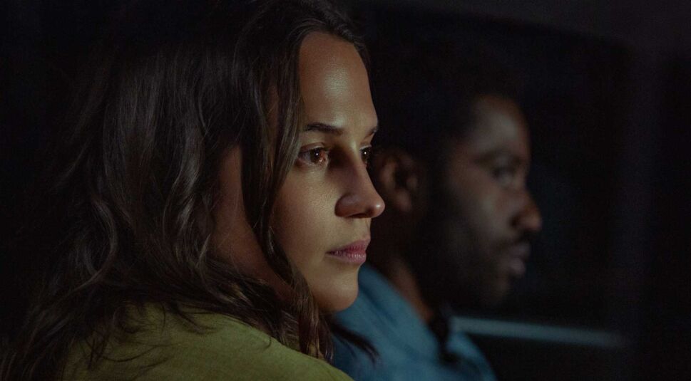 Alicia Vikander in Beckett