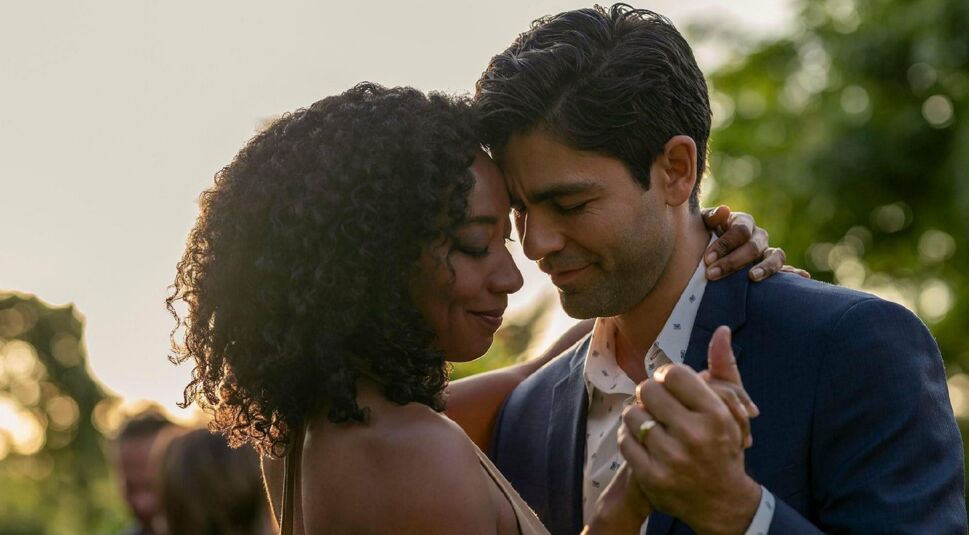 Betty Gabriel und Adrian Grenier in Clickbait