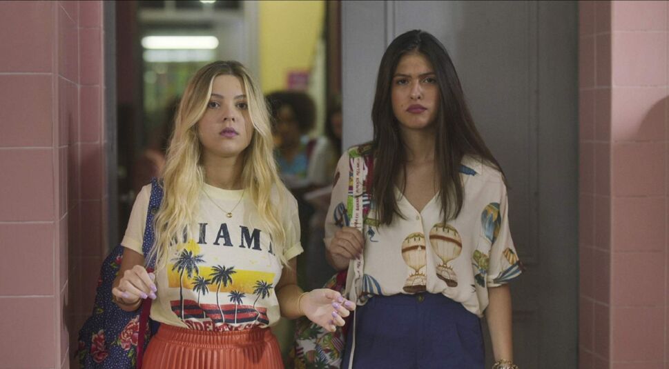 Julia Gomes in Bekenntnisse eines unsichtbaren Mädchens