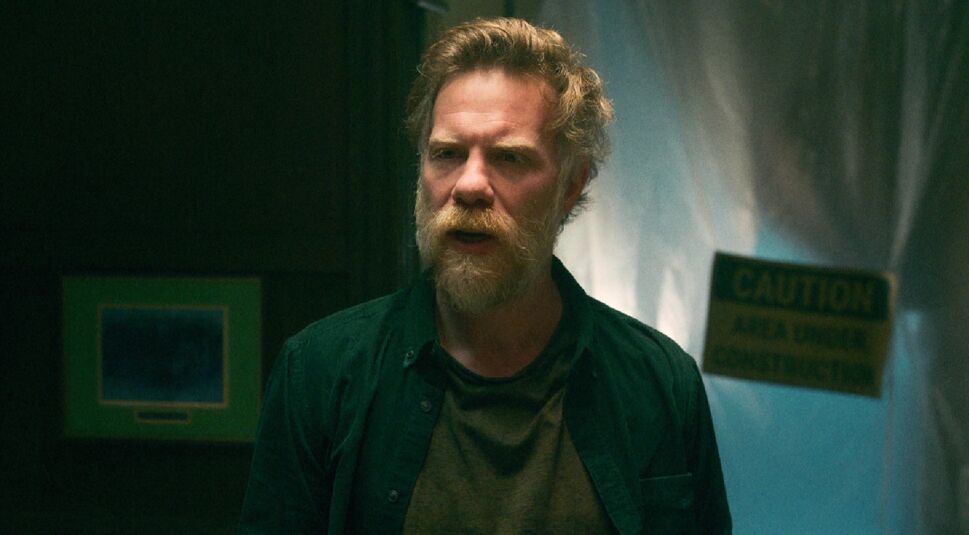 Marc Menchaca in Niemand kommt hier lebend raus