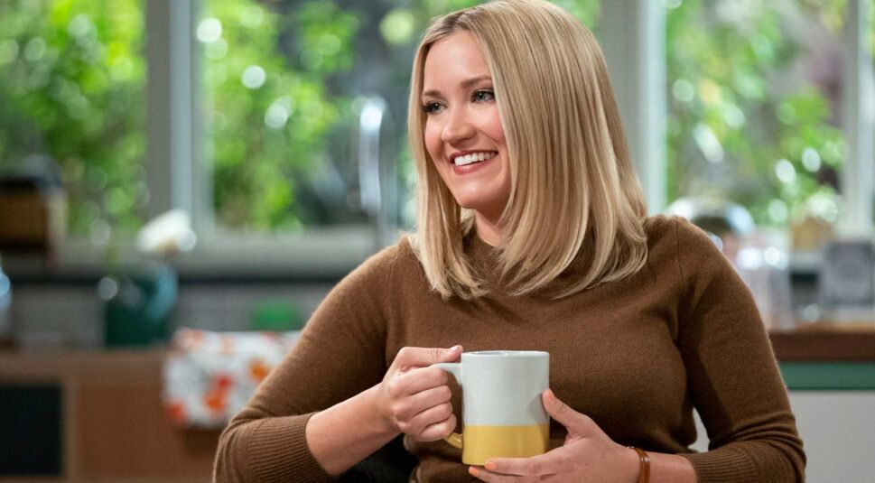 Emily Osment in Pretty Smart