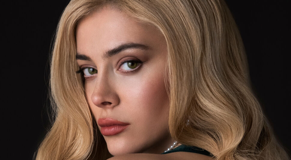 Julia aus Cowboy Bebop