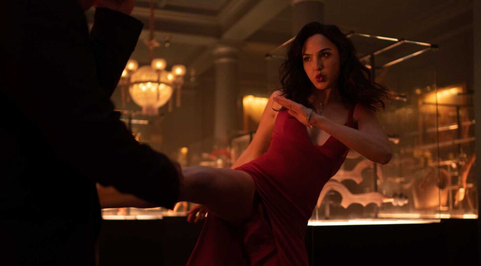 Gal Gadot in Red Notice
