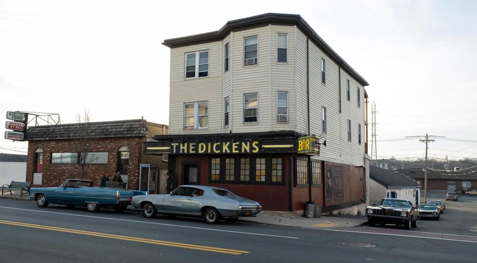 Das Dickens im Film The Tender Bar