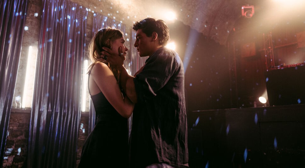 One Night Off Milena Tscharntke und Emilio Sakraya im Club