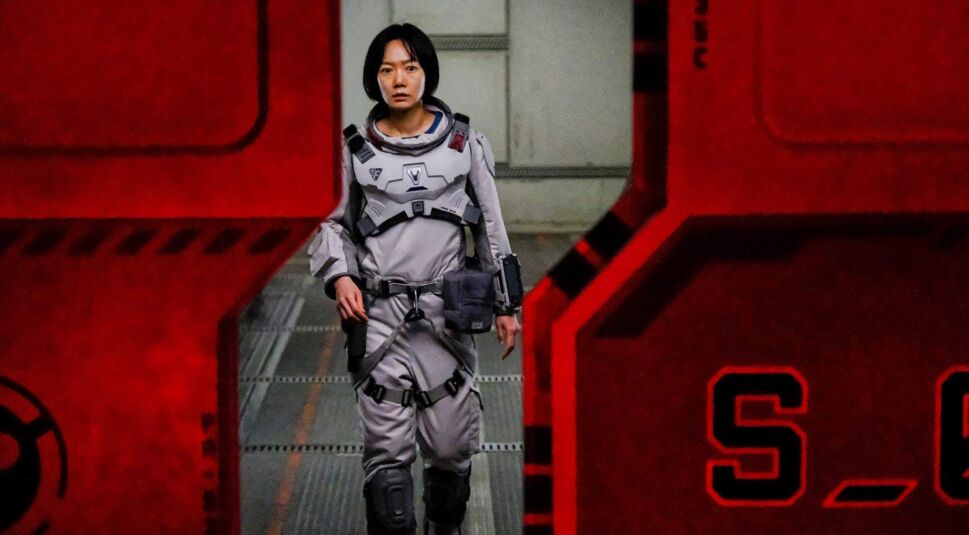 Bae Donna in The Silent Sea