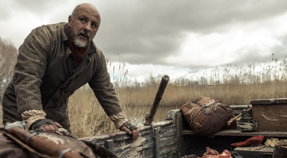 Roberto Álamo in Die Einöde