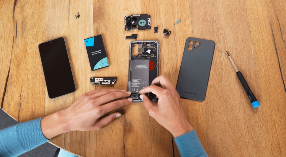 Das Fairphone 4 in Einzelteilen