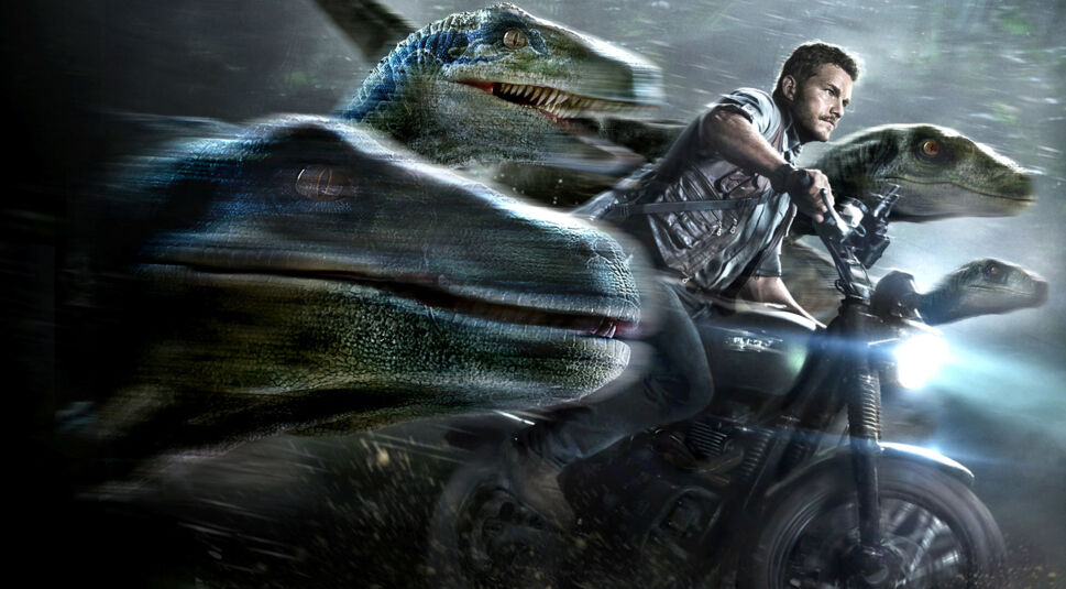 Chris Pratt wird von einem Rudel Raptoren flankiert