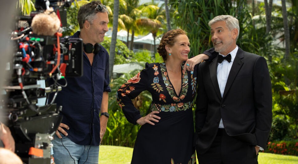 Julia und George beim Dreh hinter den Kulissen