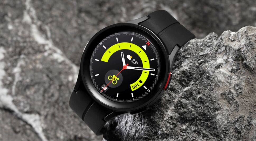 Die Galaxy Watch5 Pro in Black Titanium.