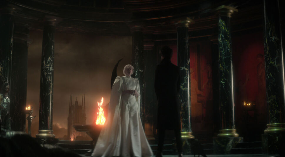 Luzifer und Sandman stehen sich in der Hölle gegenüber