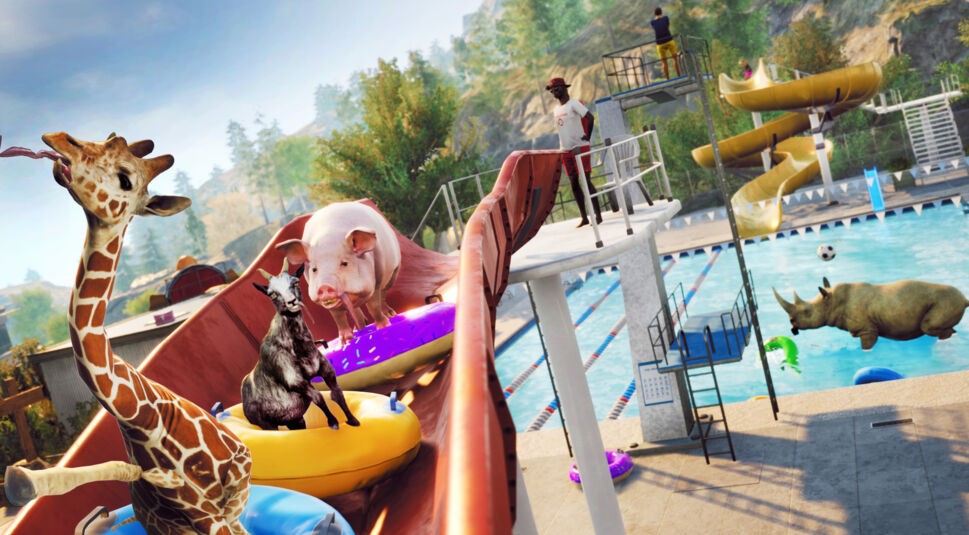 Mehrspieler-Modus bei Goat Simulator 3, vier Mitspieler im Pool-Areal als Ziege, Schwein, Giraffe und Nashorn