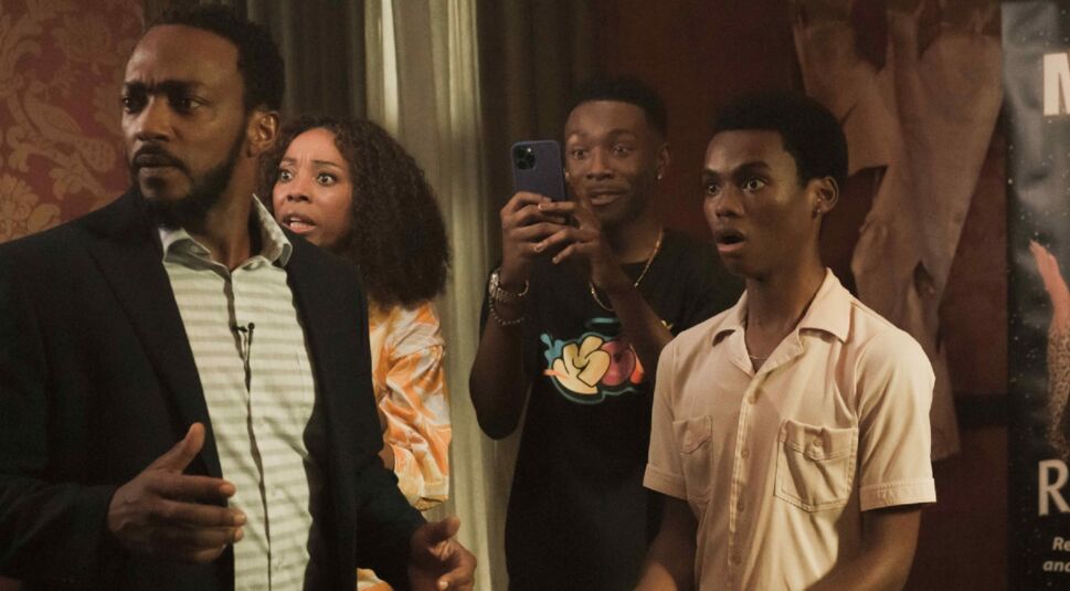 Der Cast von We Have a Ghost