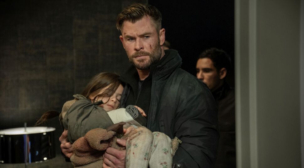 Chris Hemsworth in Extraction 2