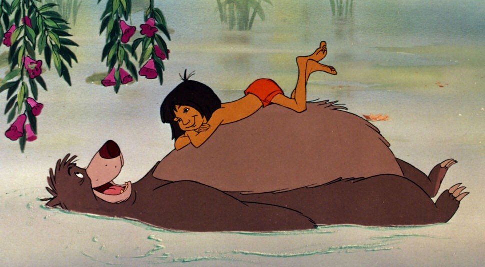 Findelkind Mogli und Balu der Bär im Juli GigaTV-Highlight Das Dschungelbuch von Disney