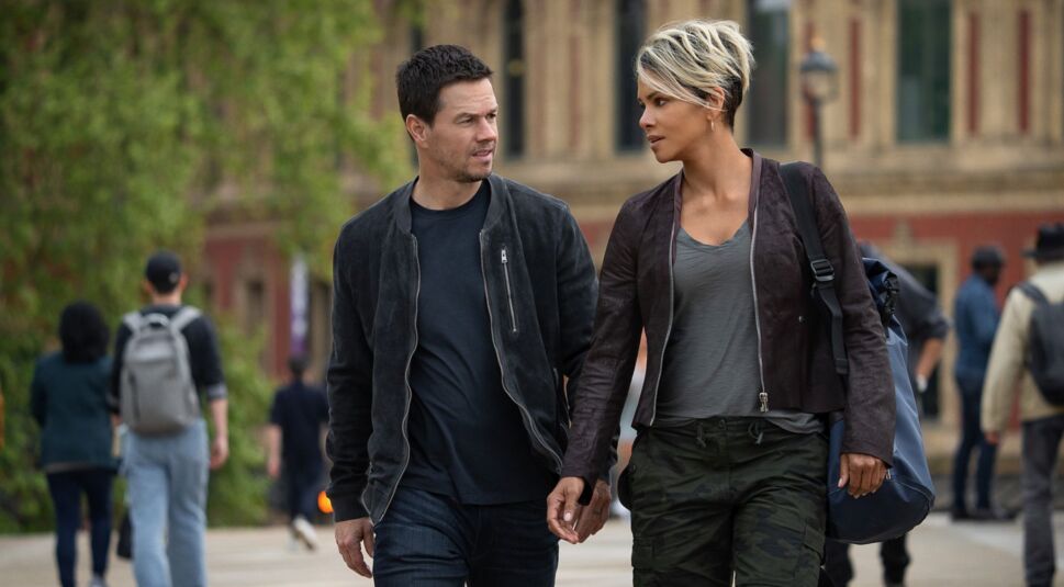 Mark Wahlberg und Halle Berry in Netflix' "The Union"