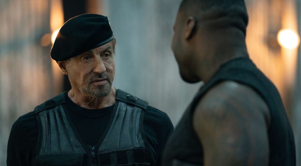 Barney Ross (Sylvester Stallone) & Easy Day (50 Cent)