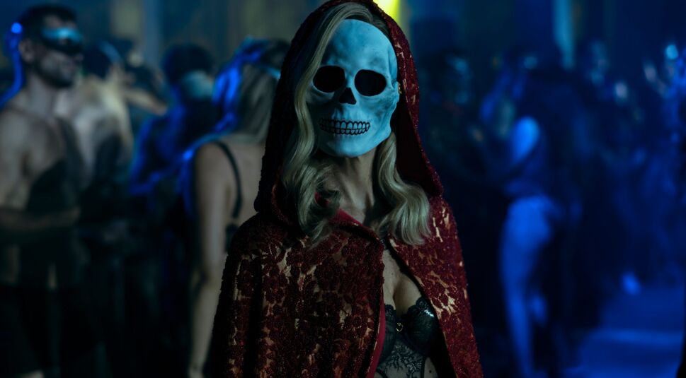 Carla Gugino als Verna in Der Untergang des Hauses Usher