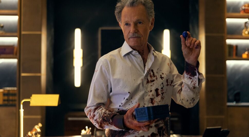 Bruce Greenwood als Roderick Usher in Der Untergang des Hauses Usher