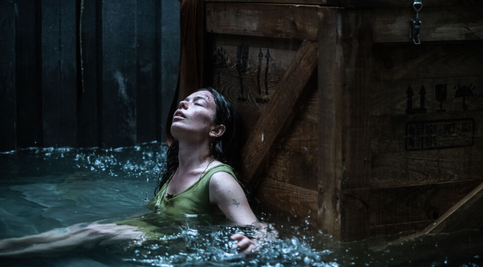 Anna Castillo in Nirgendwo bei Netflix