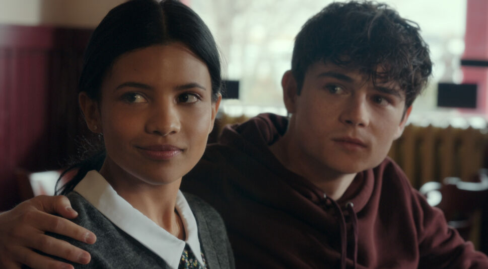 Nikki Rodriguez und Ashby Gentry in Ich und die Walter Boys